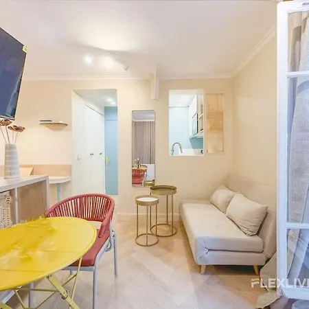 Luxury In Center Apartman *
